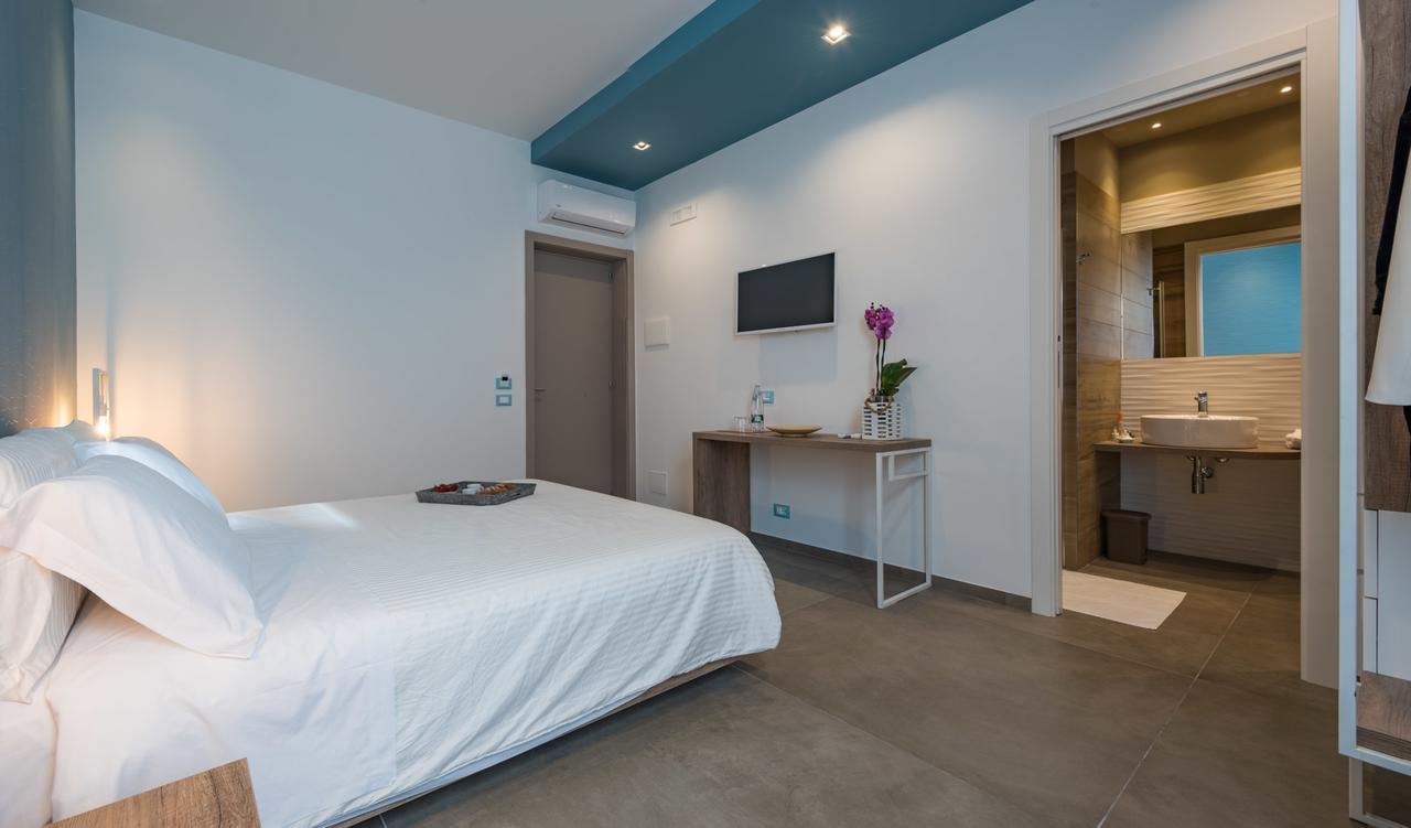 Aurienzia Hotel Рагуза Екстериор снимка